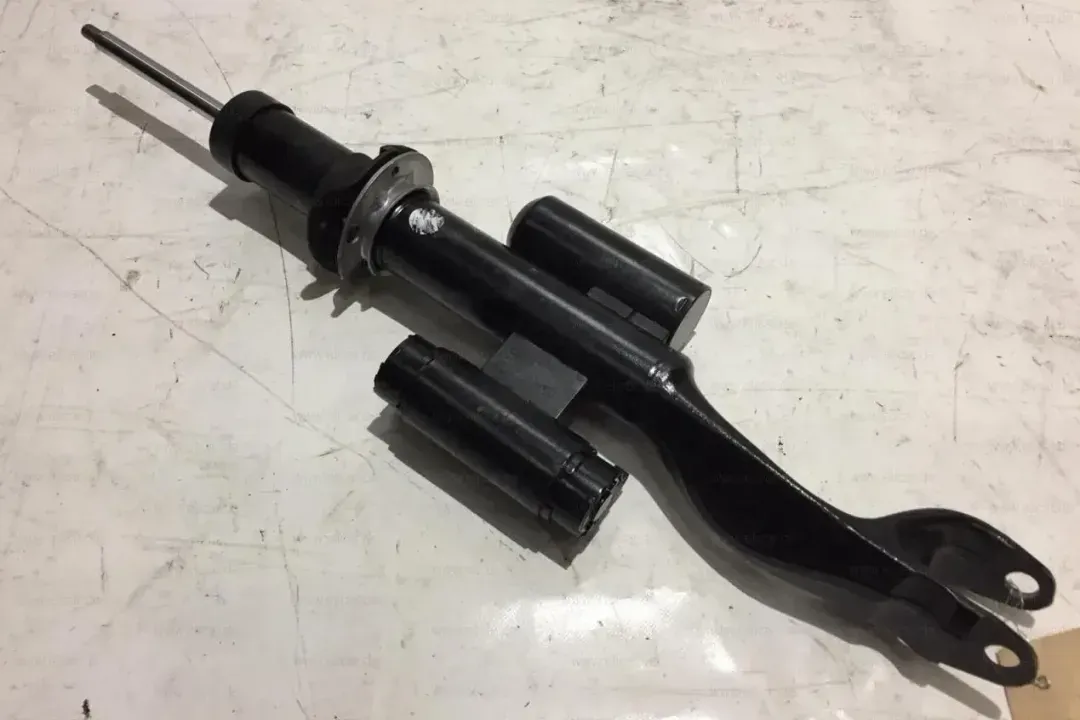 SHOCK-ABSORBER STRUT